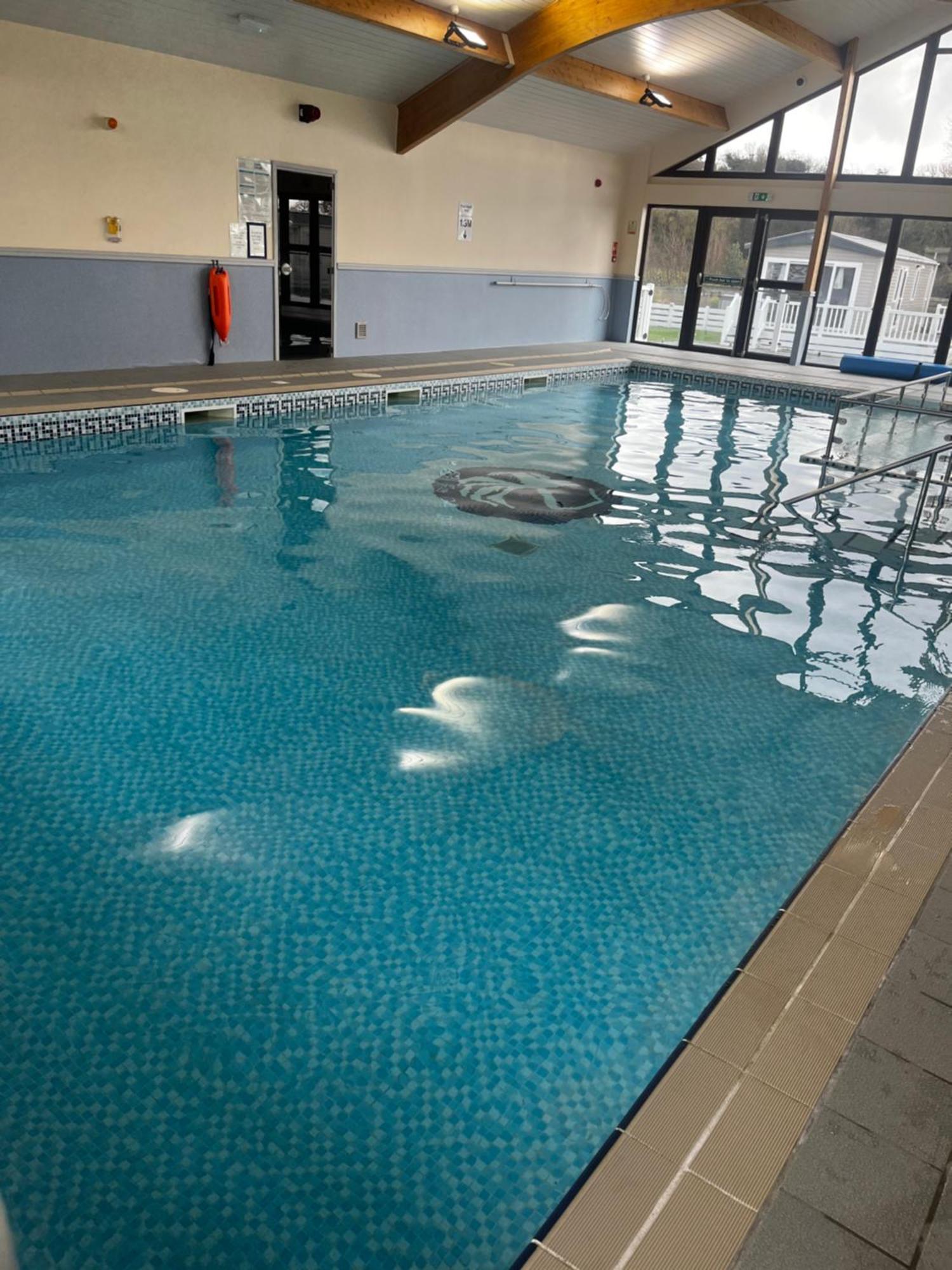 Ger-Y-Bwlch - Spacious Static On 5Star Site With Swimming Pool Benllech Buitenkant foto
